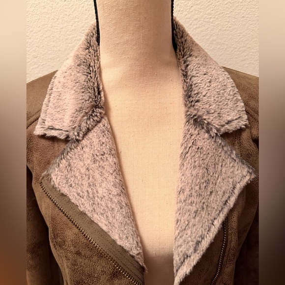 Women's Faux Suede Jacket with Shearling Collar - Picture 2 of 11